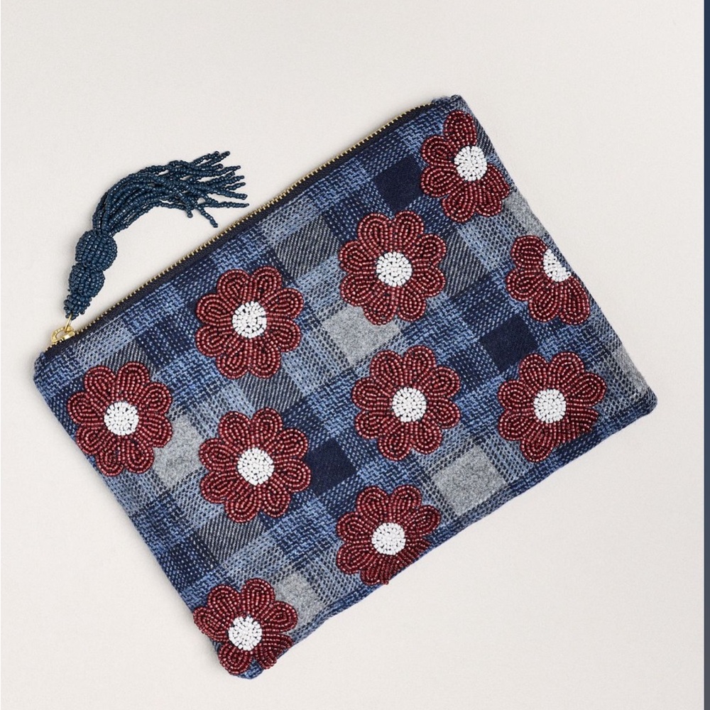 ANTHROPOLOGIE The Fiona Large Beaded Pouch:  Dark Florals / NWT